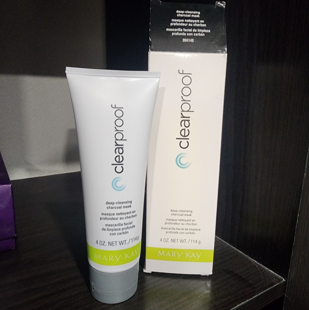 Mary Kay Clearproof Skincare Cream - White